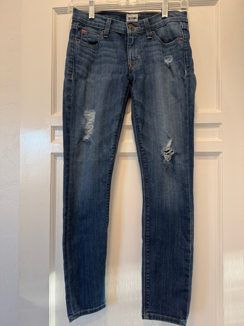 Hudson Jeans Distressed Skinny Jeans - Blue Wash
